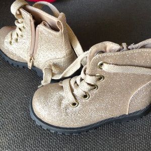Girls glitter boots